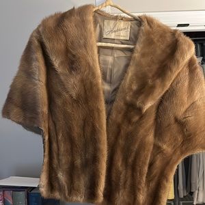 Women’s fur Shaw vintage